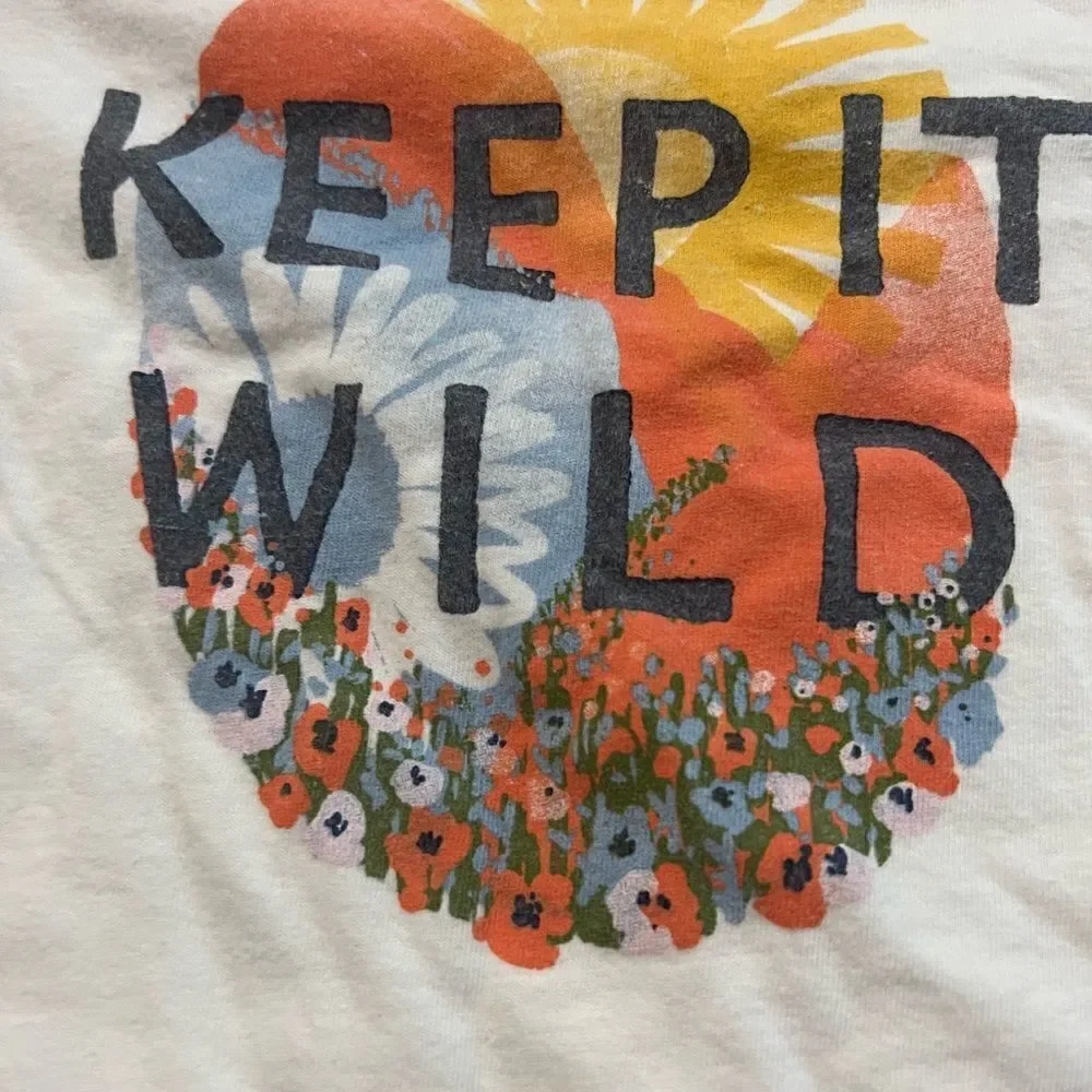 Baby girls 18-24 Old Navy t shirt Keep it Wild